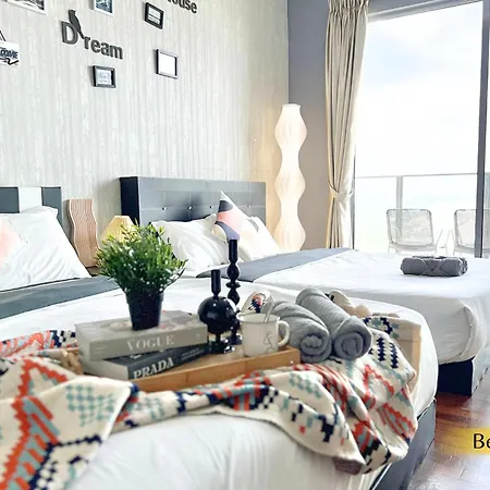 Silverscape Residence: Luxury Seaview Apartments with Infinity Pool Malacca Exterior photo