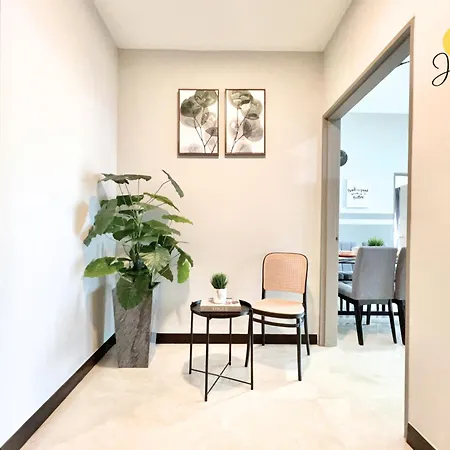 Silverscape Residence: Luxury Seaview Apartments with Infinity Pool Malacca Exterior photo