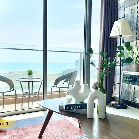Silverscape Residence: Luxury Seaview Apartments with Infinity Pool Malacca Exterior photo