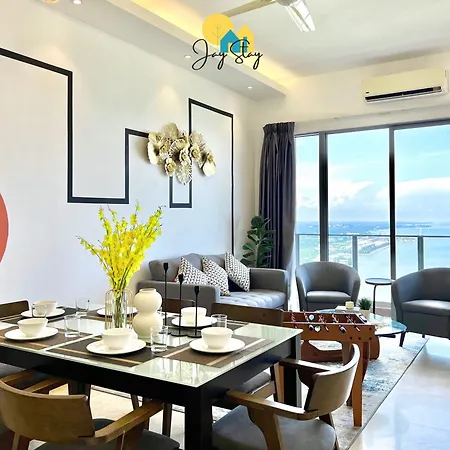 Silverscape Residence: Luxury Seaview Apartments with Infinity Pool Malacca Exterior photo