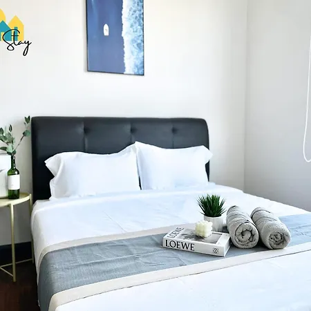 Silverscape Residence: Luxury Seaview Apartments with Infinity Pool Malacca Exterior photo
