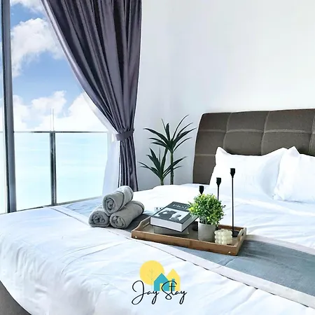 Silverscape Residence: Luxury Seaview Apartments with Infinity Pool Malacca Exterior photo