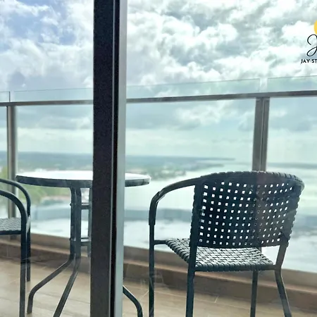 Silverscape Residence: Luxury Seaview Apartments with Infinity Pool Malacca Exterior photo