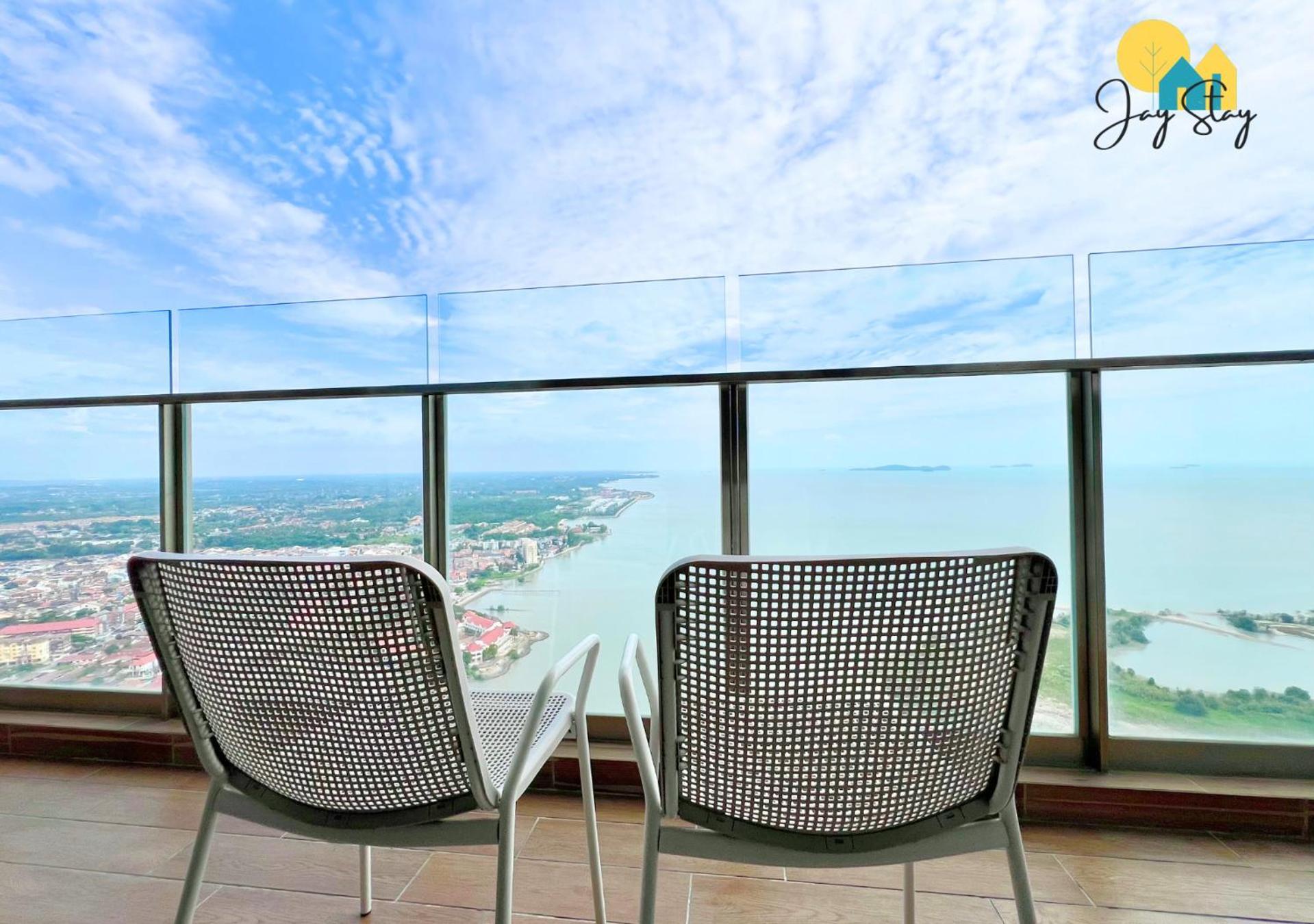 Silverscape Residence: Luxury Seaview With Infinity Pool